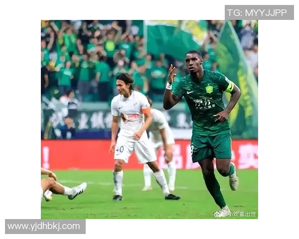 河北中基迎战北京国安争夺中超联赛关键三分之战